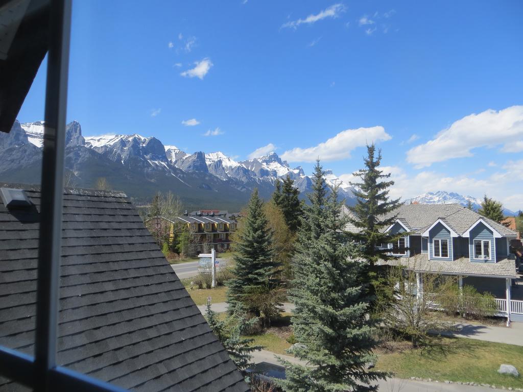 The Georgetown Inn Canmore Exterior photo