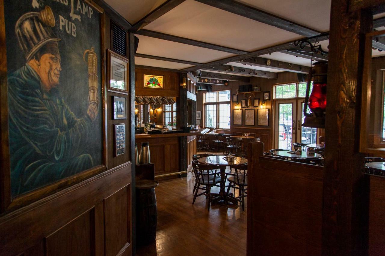The Georgetown Inn Canmore Exterior photo