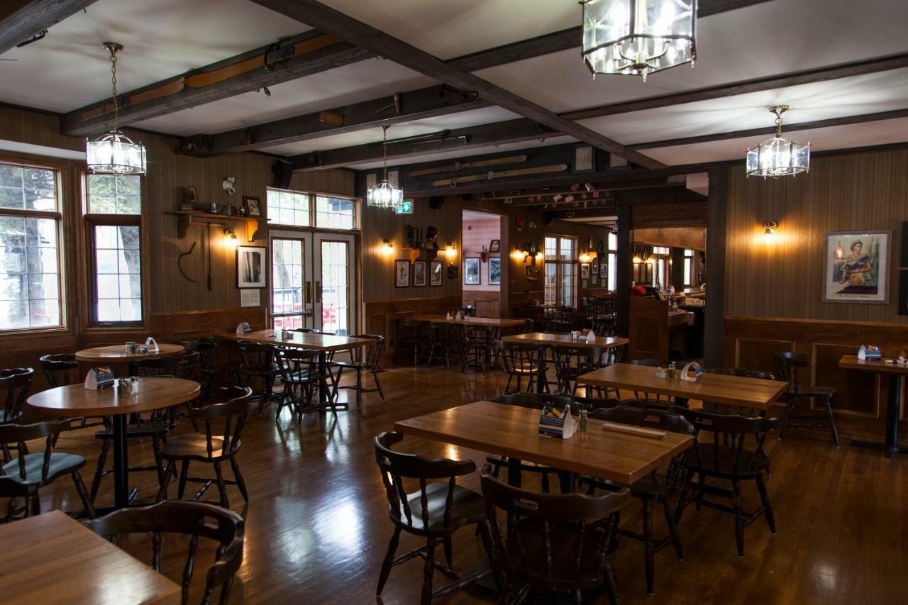The Georgetown Inn Canmore Exterior photo