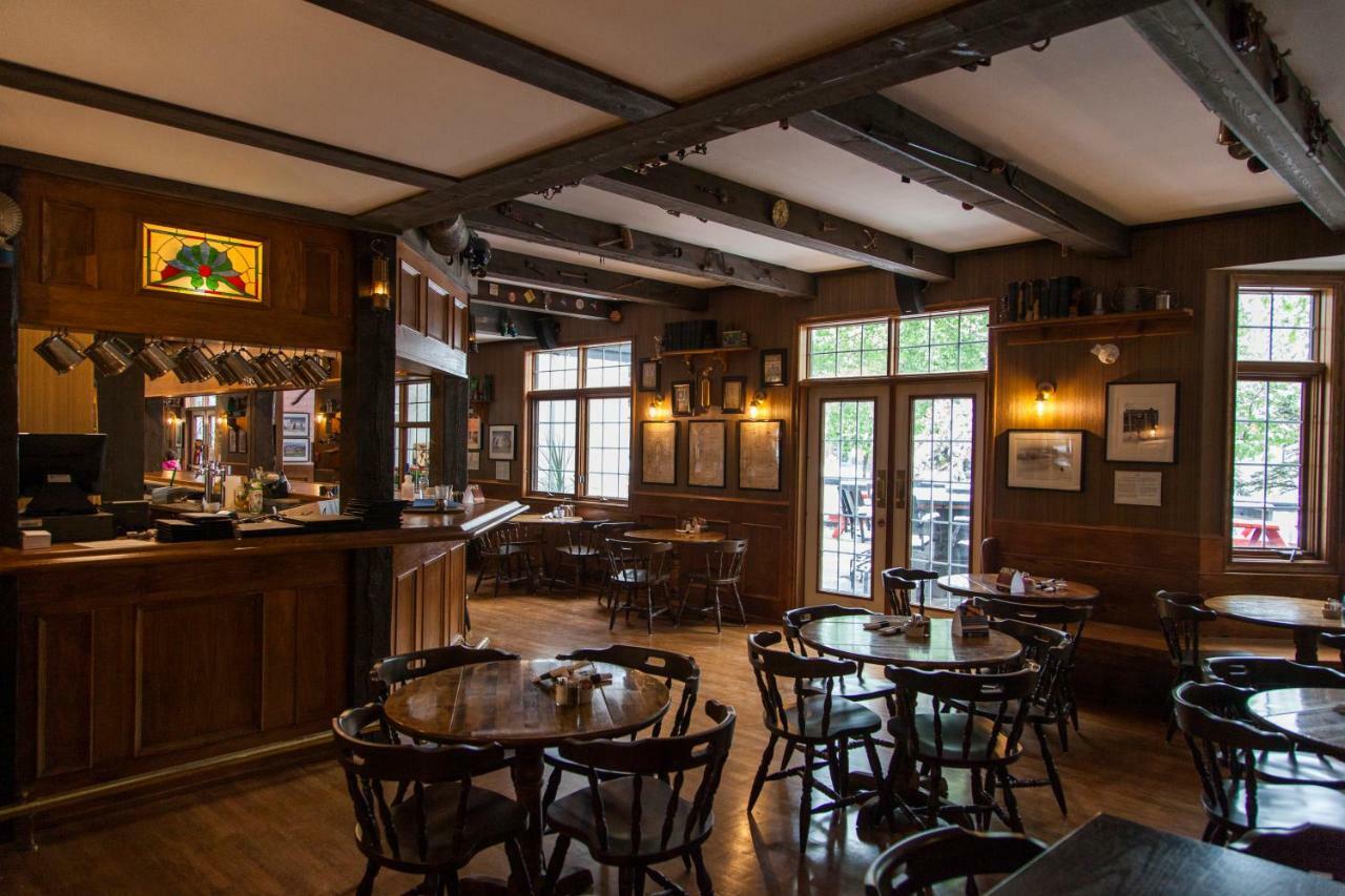 The Georgetown Inn Canmore Exterior photo